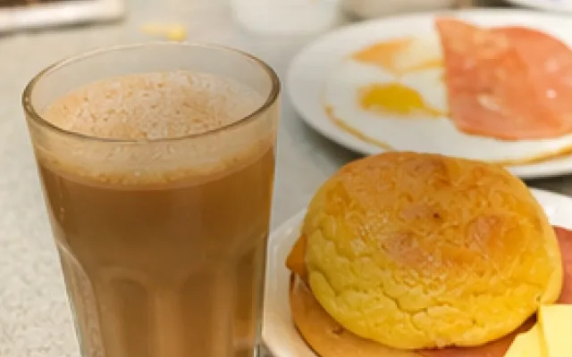 홍콩에서 맛볼 음식과 식당 분위기를 담은 오스트레일리안 데어리 컴퍼니 대표 이미지