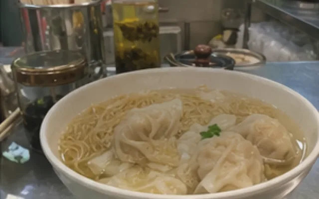 홍콩에서 맛볼 음식과 식당 분위기를 담은 완탕, 소고기 양지, 죽승면은 무엇이 다른가 대표 이미지