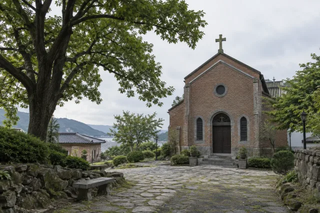서울 · 화성 · 전주 · 음성 · 제주의 장소와 이동 풍경을 담은 국내 가톨릭 순례, 한 번에 잇기보다 성지 한 권역씩 묵는다 대표 이미지